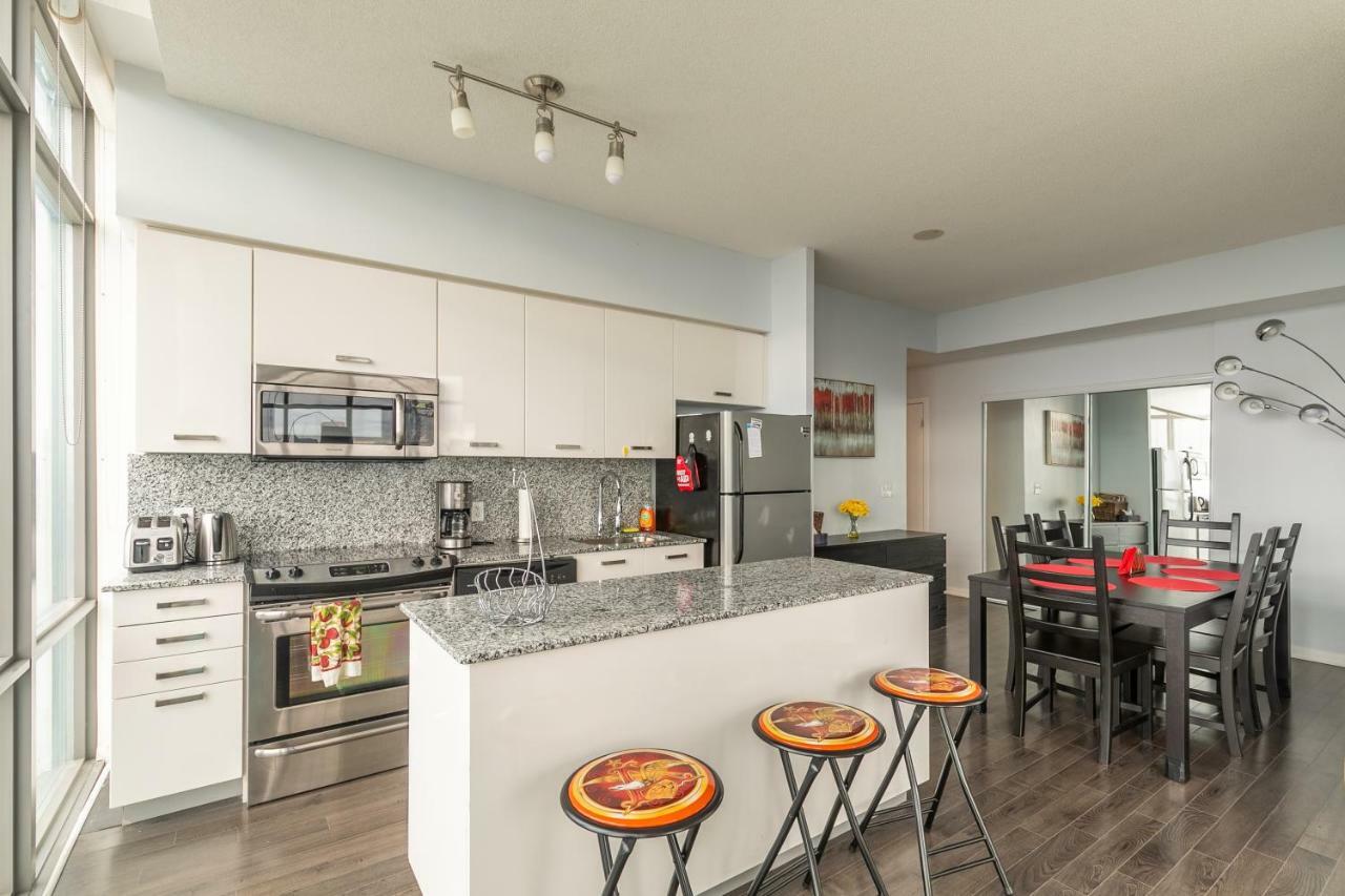 Unbelievable Penthouse View With 3 Bedrooms Toronto Extérieur photo