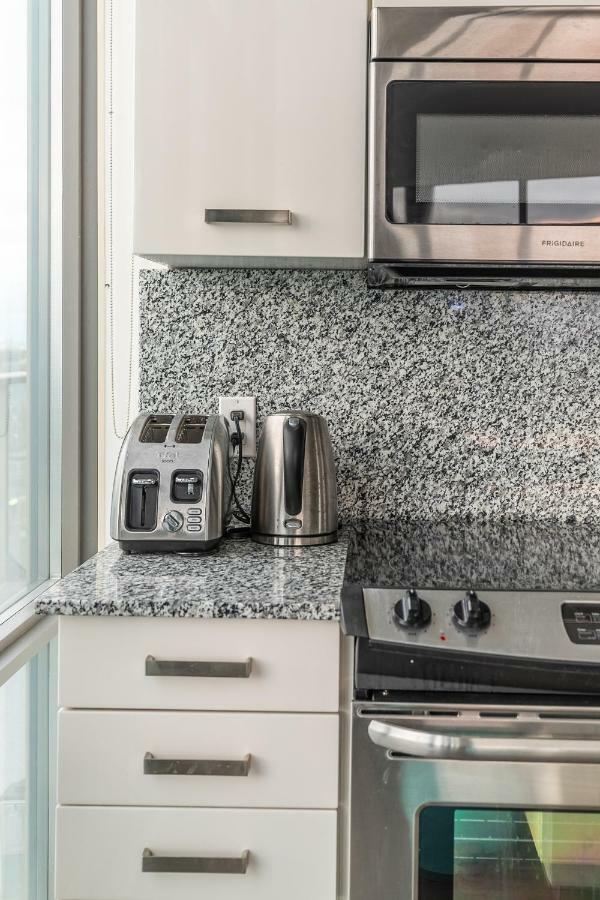 Unbelievable Penthouse View With 3 Bedrooms Toronto Extérieur photo